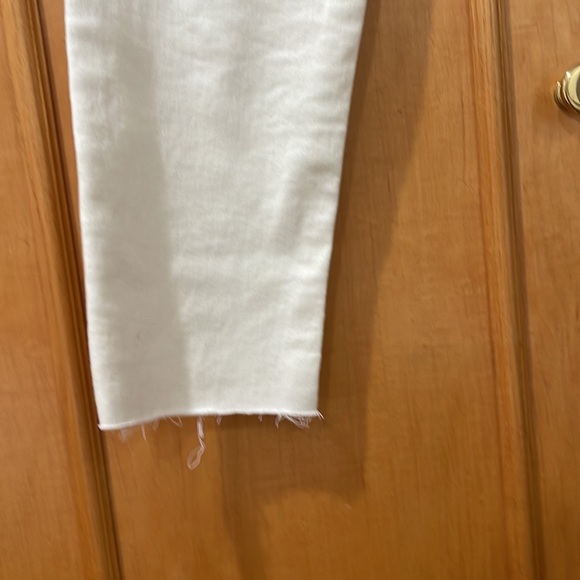 New Size 14 Jennifer Lopez High Rise Skinny cream jeans 62% cotton!!🍀🍀 - Picture 3 of 9